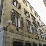 Lanterna Rooms & Apartment